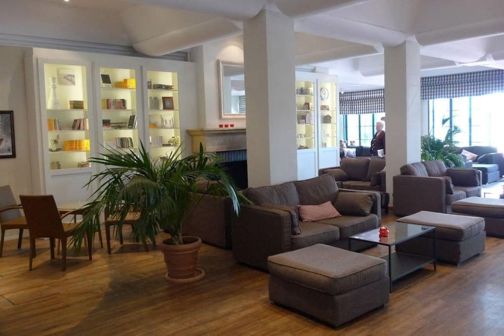 Sowell Hotels Le Beach Trouville-sur-mer Exteriör bild