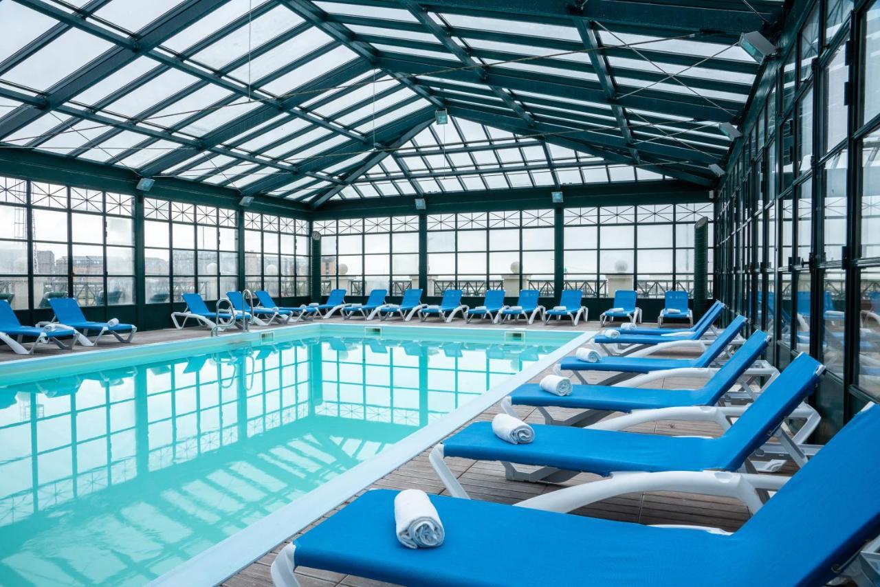 Sowell Hotels Le Beach Trouville-sur-mer Exteriör bild