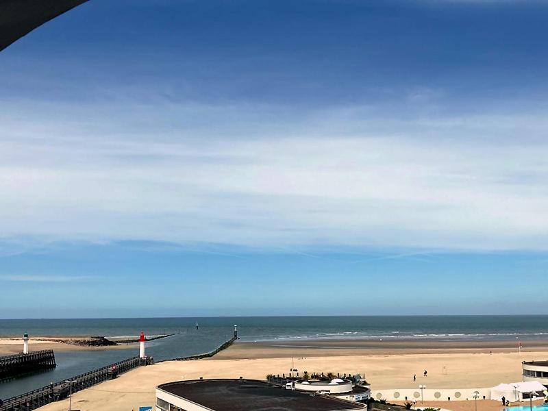 Sowell Hotels Le Beach Trouville-sur-mer Exteriör bild