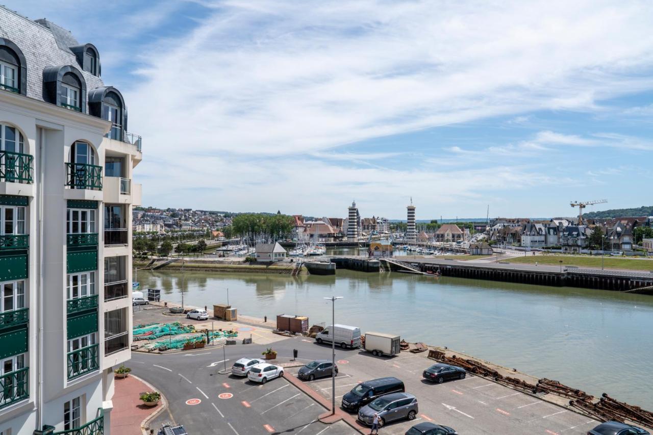 Sowell Hotels Le Beach Trouville-sur-mer Exteriör bild