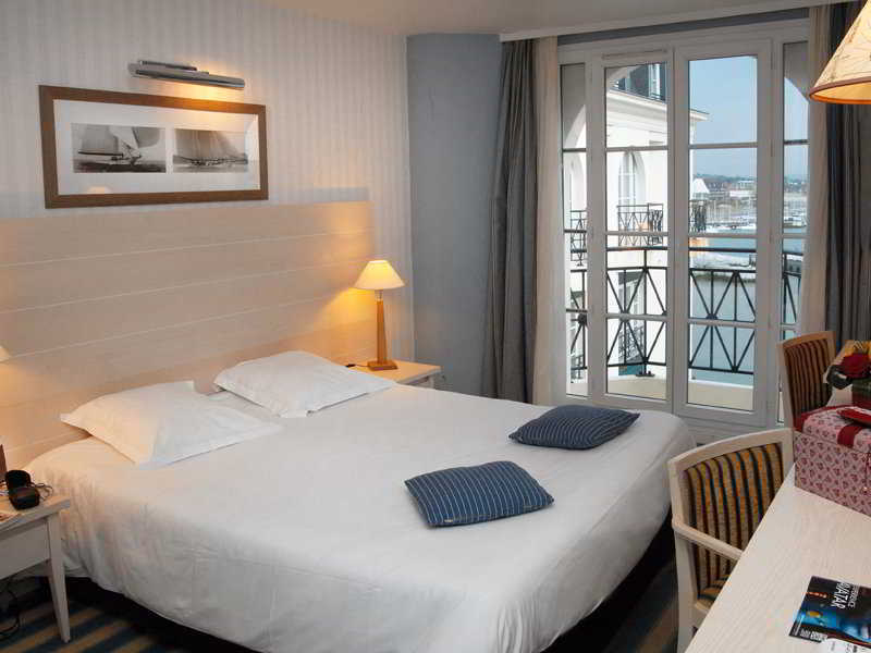 Sowell Hotels Le Beach Trouville-sur-mer Exteriör bild